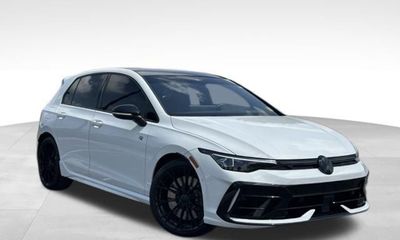 2025 Volkswagen Golf R Black Edition