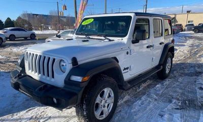 2022 Jeep Wrangler Sport
