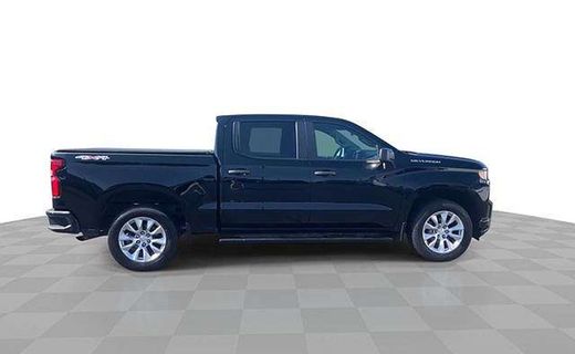 2020 Chevrolet Silverado Custom
