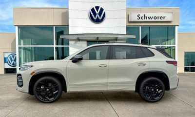 2026 Volkswagen Tiguan 4MOTION SE Black