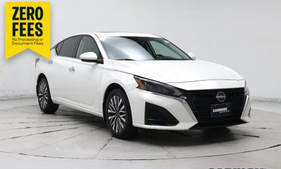 2024 Nissan Altima SV