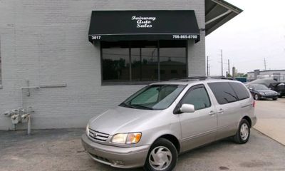 2002 Toyota Sienna LE