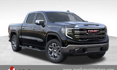 2026 GMC Sierra SLT