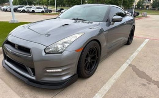 2014 Nissan GT-R Premium