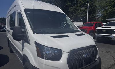 2023 Ford Transit 250 High Roof