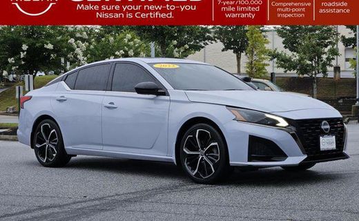 2023 Nissan Altima SR