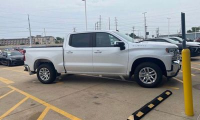 2021 Chevrolet Silverado LT