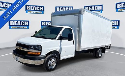 2026 Chevrolet Express 3500 Cutaway 177