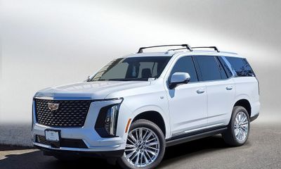 2026 Cadillac Escalade Luxury