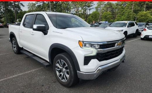 2024 Chevrolet Silverado LT