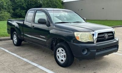 2003 Toyota Tacoma Deluxe