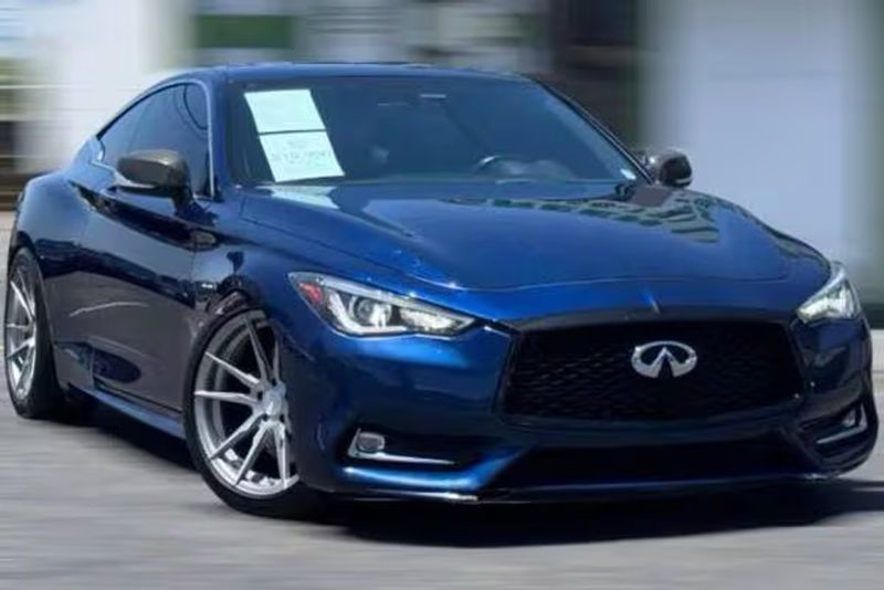 2017 Infiniti Q60 — a typically priced live listing