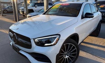 2022 Mercedes-Benz GLC-Class GLC300