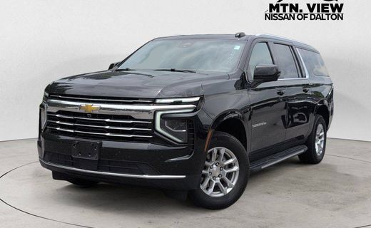 2025 Chevrolet Suburban LT