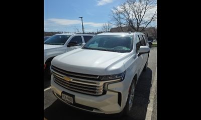 2023 Chevrolet Suburban High Country