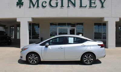 2025 Nissan Versa SV