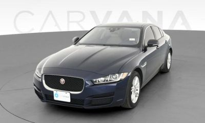 2018 Jaguar XE Premium