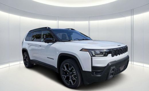 2026 Jeep Cherokee Overland