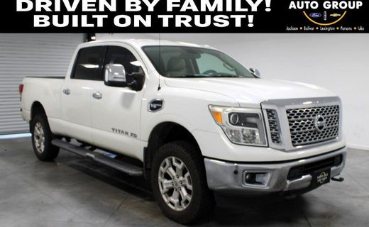 2017 Nissan Titan SL