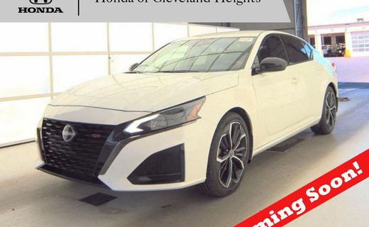 2023 Nissan Altima SR