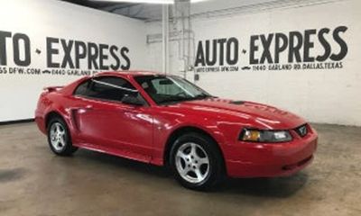 2002 Ford Mustang Base