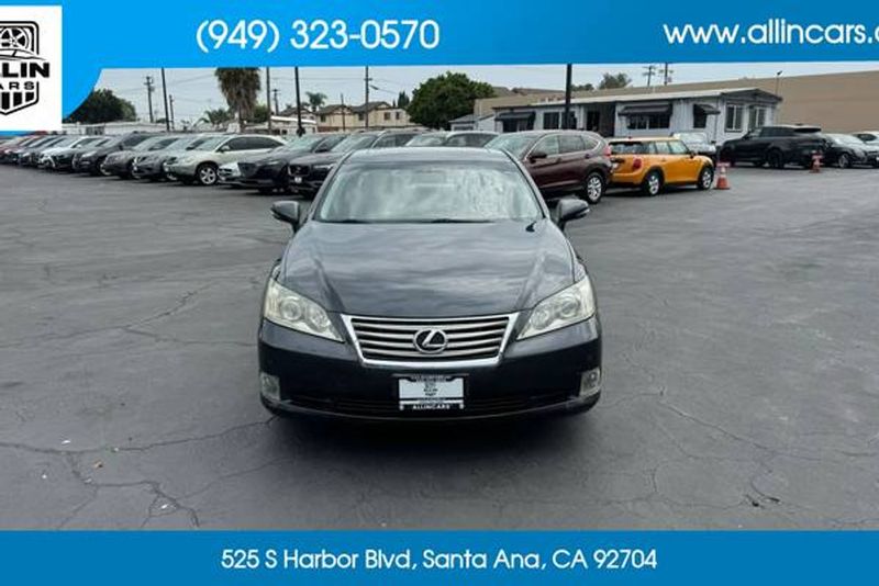 2010 Lexus ES — a typically priced live listing
