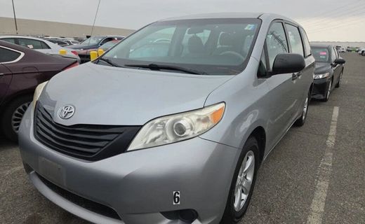 2014 Toyota Sienna L