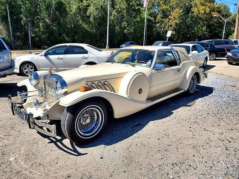 1986 Ford Mustang — a typically priced live listing