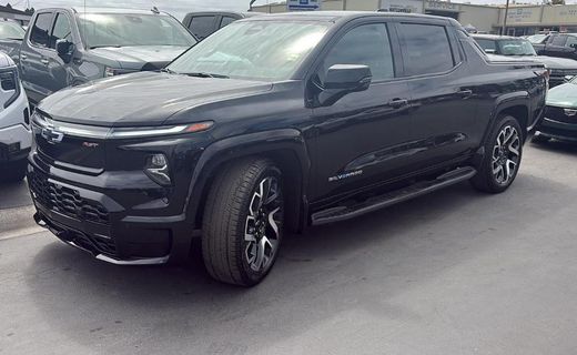 2025 Chevrolet Silverado RST