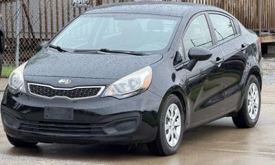 2014 Kia RIO 1 6 AT