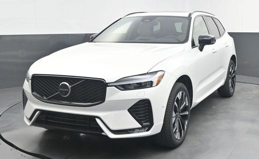 2026 Volvo XC60 Plus Dark