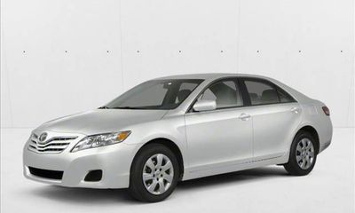 2010 Toyota Camry LE