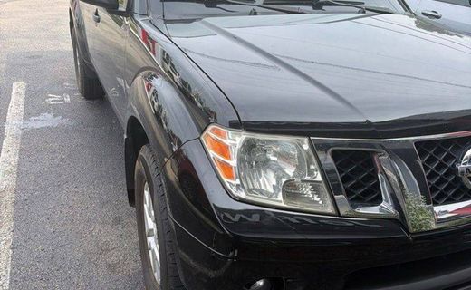2015 Nissan Frontier SV