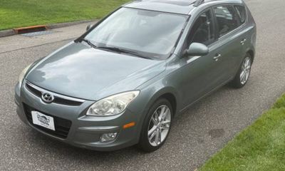 2010 Hyundai Elantra Touring GLS