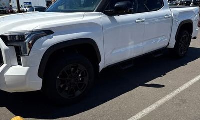 2025 Toyota Tundra Limited Heritage Platinum