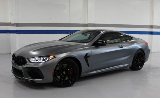 2023 BMW M8