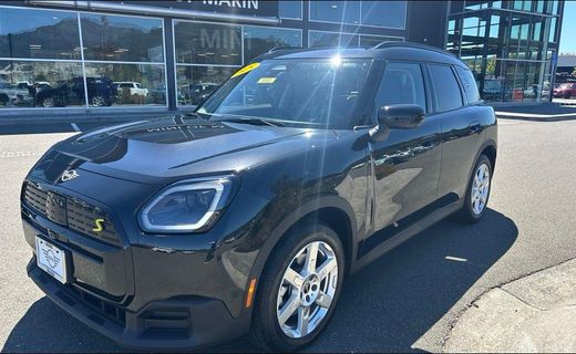 2025 Mini Countryman S E