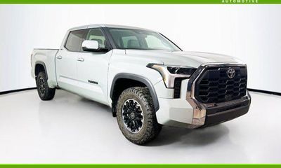2023 Toyota Tundra SR5