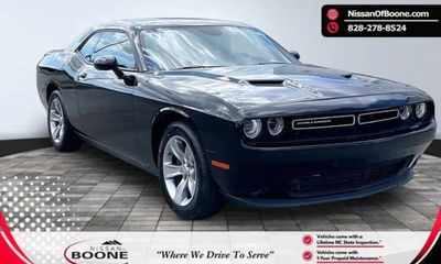 2021 Dodge Challenger SXT