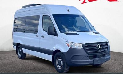 2024 Mercedes-Benz Sprinter 907 VS30 Passenger