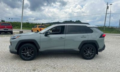 2022 Toyota RAV4 Adventure