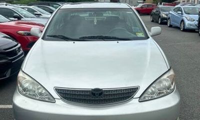 2004 Toyota Camry LE