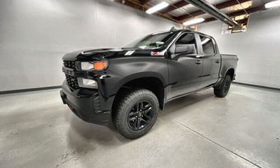 2020 Chevrolet Silverado Trail Boss Custom