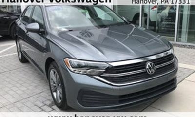 2022 Volkswagen Jetta SE W Sunroof