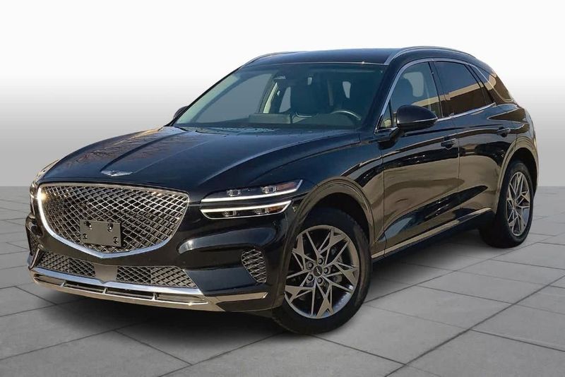 2025 Genesis GV70 — a typically priced live listing