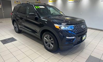 2024 Ford Explorer XLT