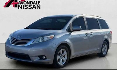 2017 Toyota Sienna LE Mobility