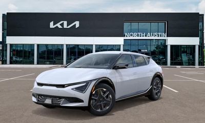 2026 Kia EV6 Light