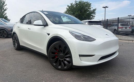 2023 Tesla Model Y Performance