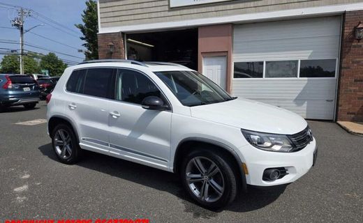 2017 Volkswagen Tiguan Sport 4MOTION